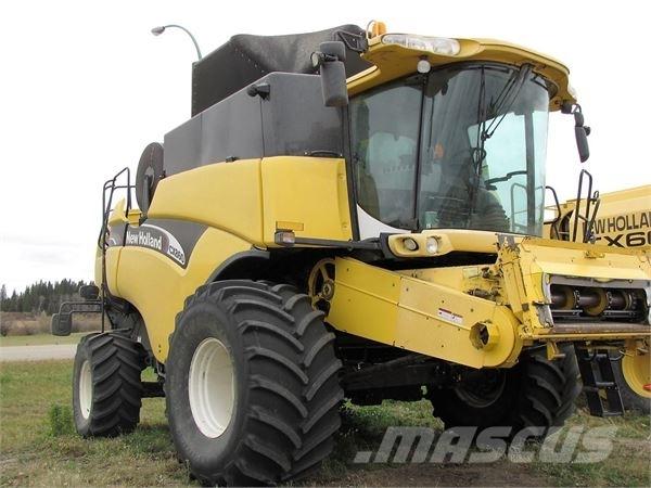 New Holland CX860 コンバイン