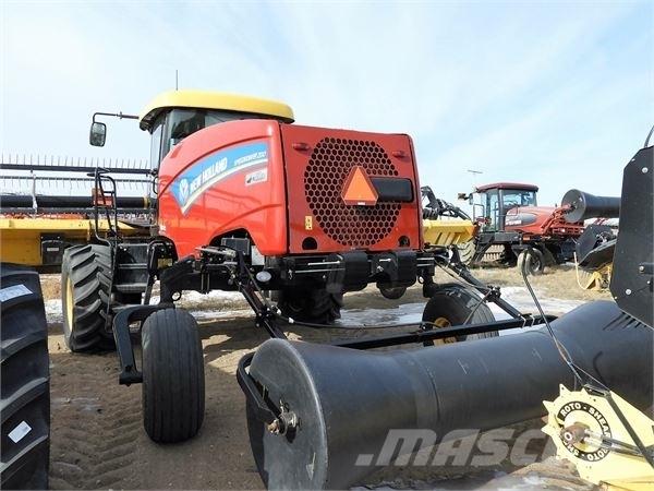 New Holland SR200 スワーサー・ウインドローア
