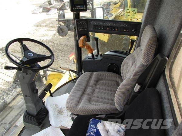 New Holland TX66 コンバイン