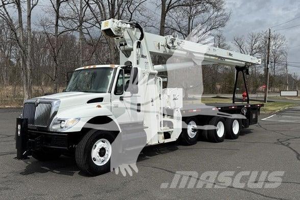 Altec AC26-103B クレーントラック、ユニック車