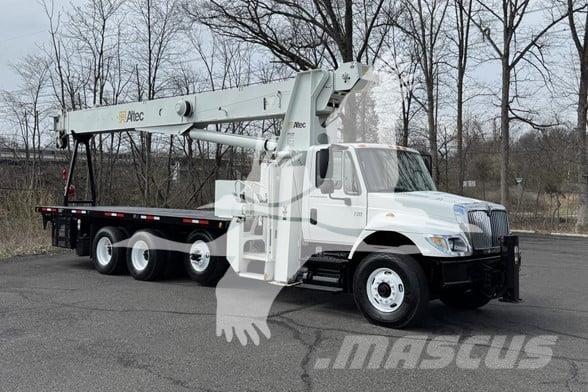 Altec AC26-103B クレーントラック、ユニック車