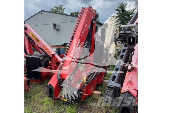 Fassi F135A.2.23 木材積込用クレーン