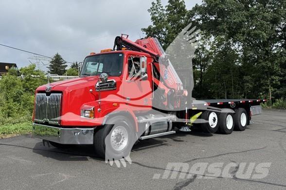 Fassi F385A.2.26 木材積込用クレーン