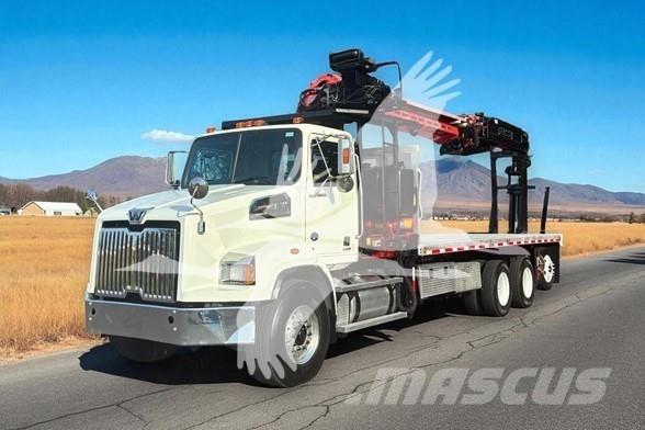 Fassi F390SE.24 木材積込用クレーン