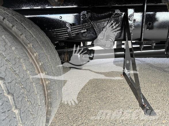 Ford F650 SD 平ボディー