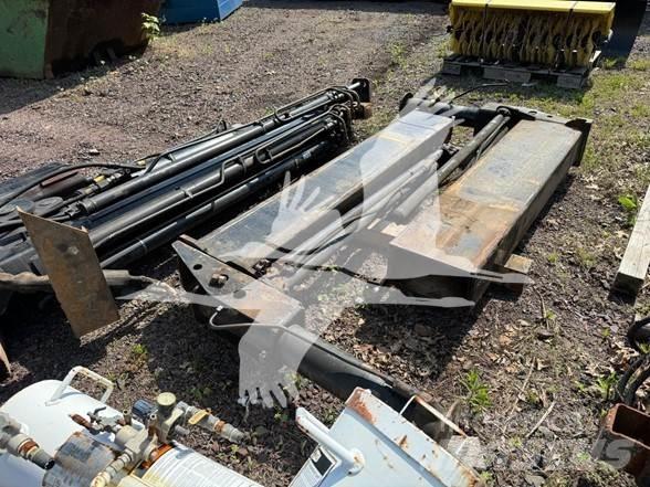 Hiab 360E-5 木材積込用クレーン