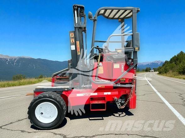 Moffett M5500P トラック積載用フォークリフト