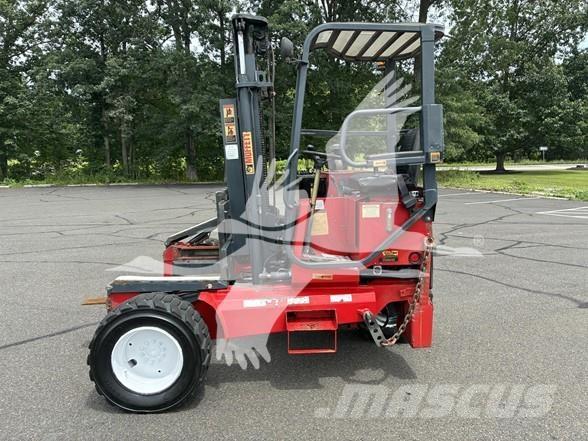 Moffett M5500P トラック積載用フォークリフト
