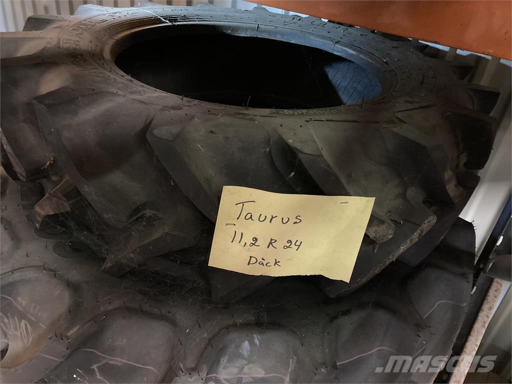  11.2X24 TAARUS タイヤ、ホイル、リム