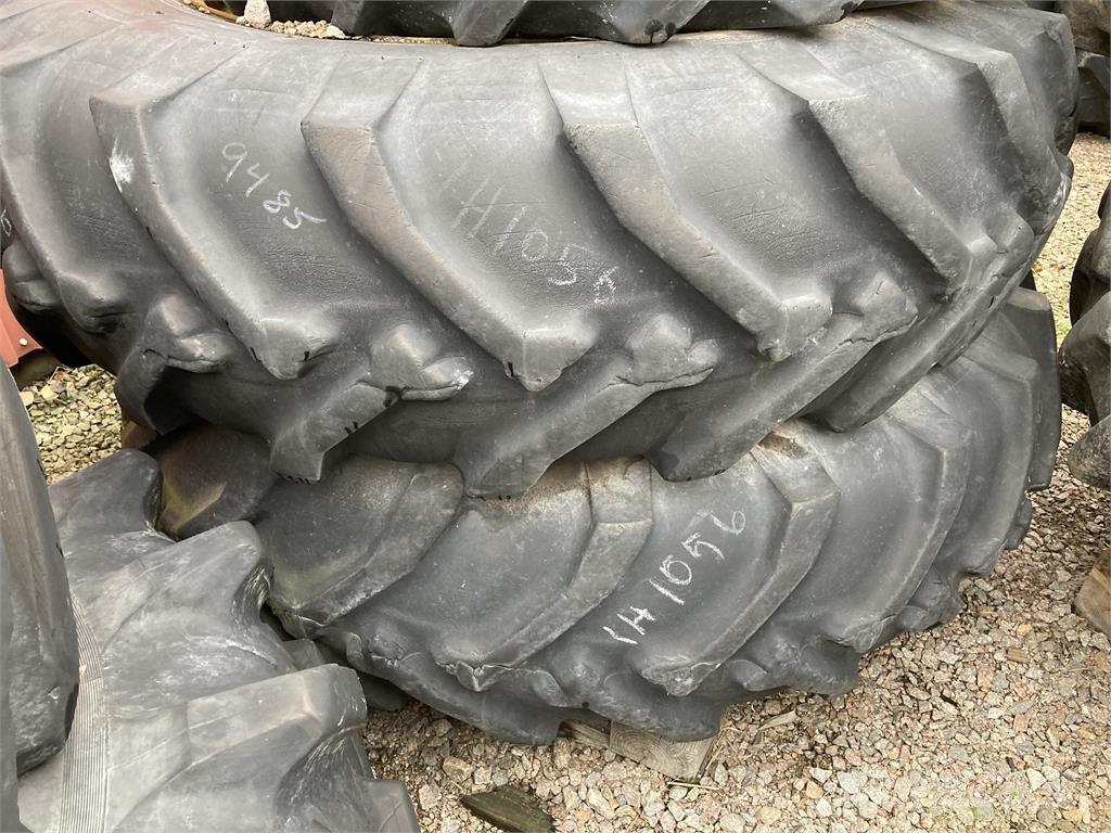  18.4X38 2 ST タイヤ、ホイル、リム