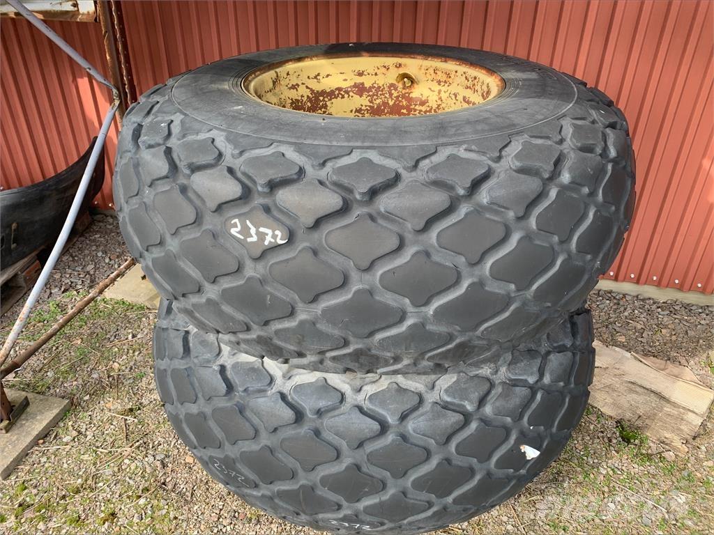  23.1x26 Gräsdäck タイヤ、ホイル、リム