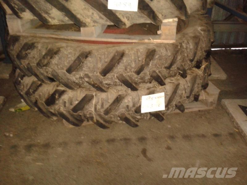  9.5x44 タイヤ、ホイル、リム