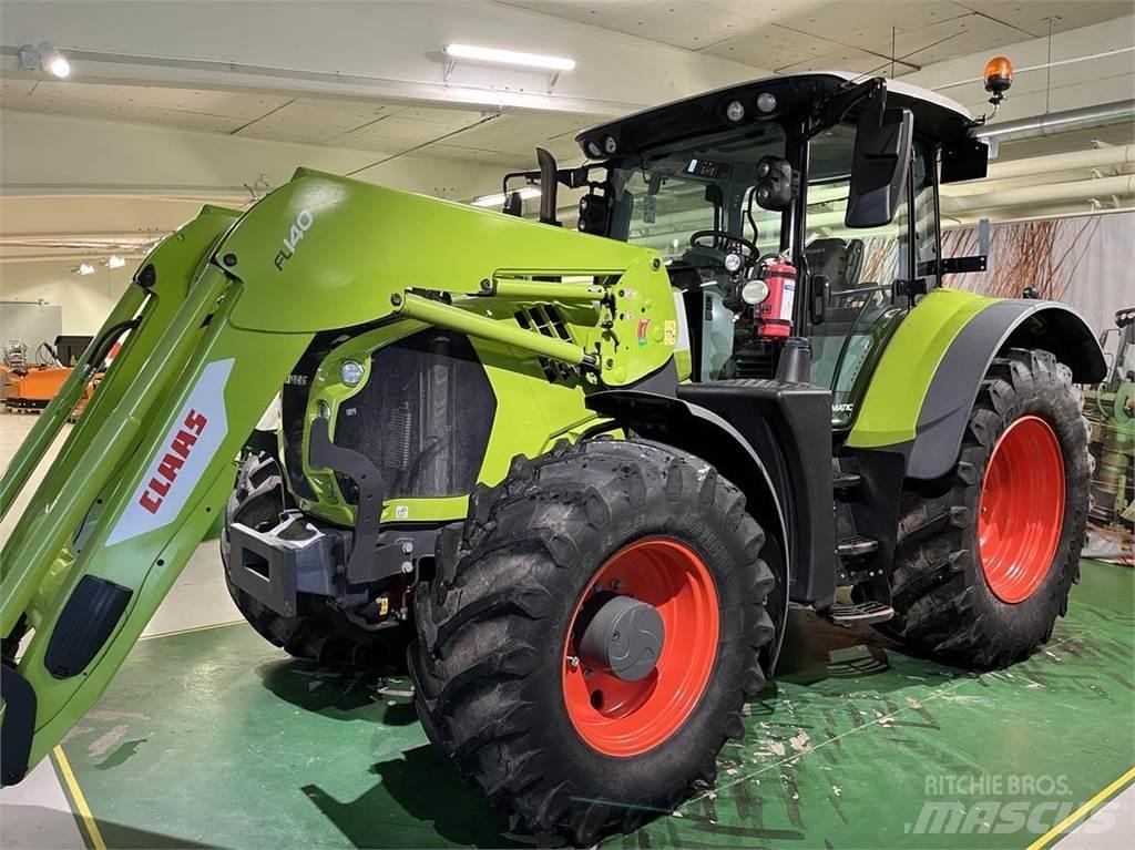 CLAAS Arion 660 トラクター