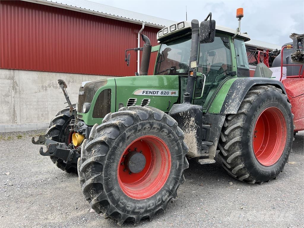 Fendt 820 TRAKTOR トラクター