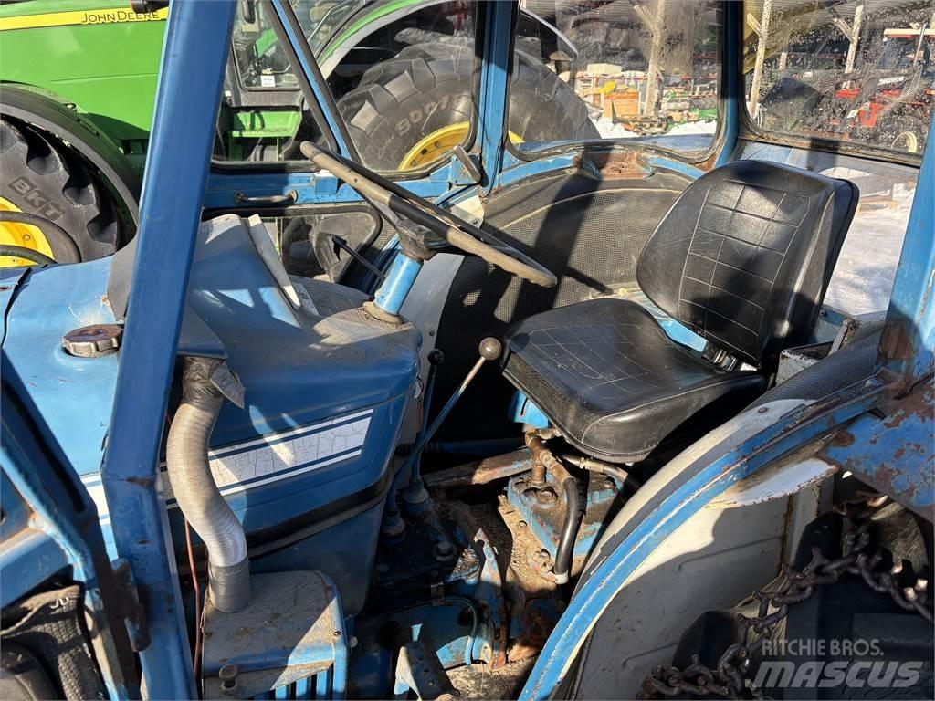 Ford 5000 med lastare トラクター