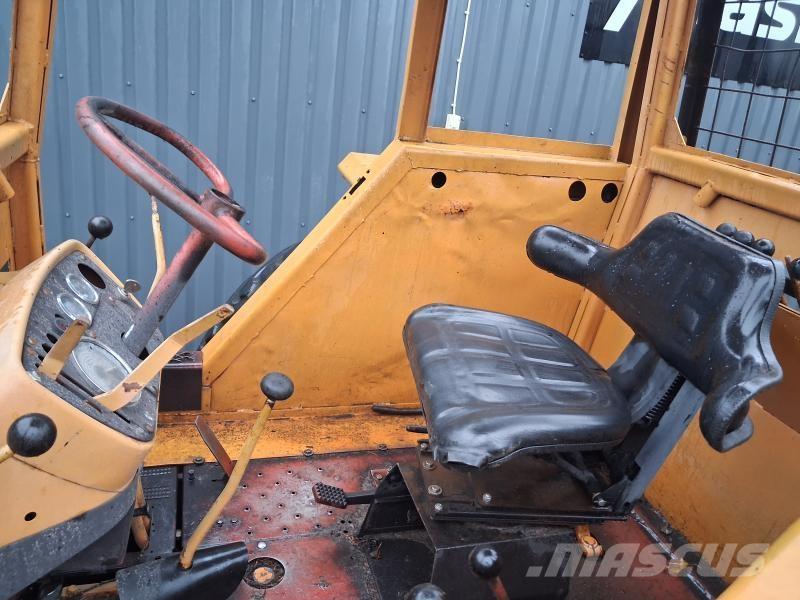 Hemek 650 8-HJULS DRIFT ホイールローダー・タイヤショベル