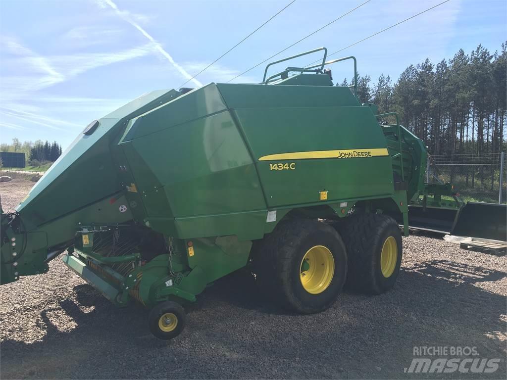 John Deere 1434 ラウンドベーラー