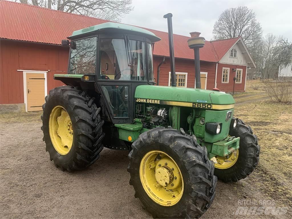 John Deere 2650 トラクター