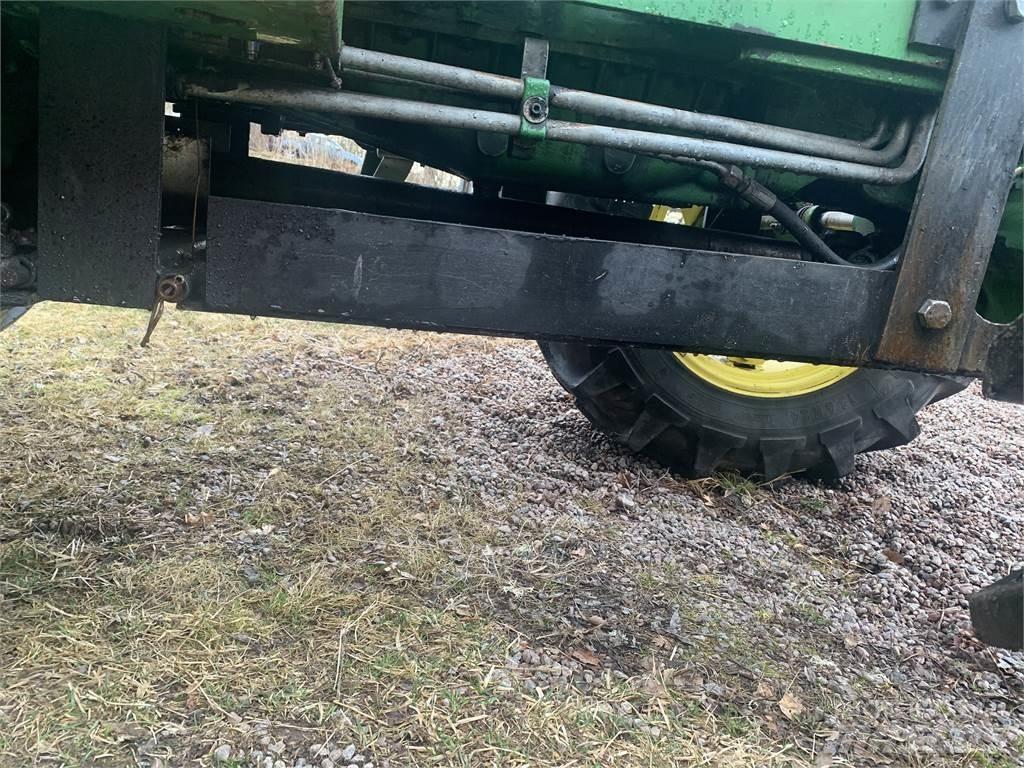 John Deere 2650 トラクター