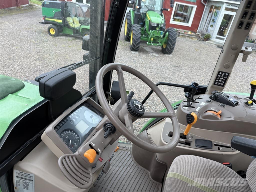John Deere 5100R トラクター