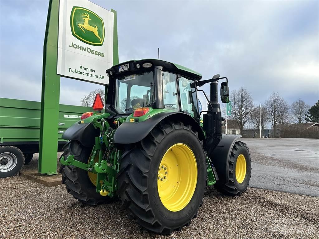 John Deere 6120M トラクター