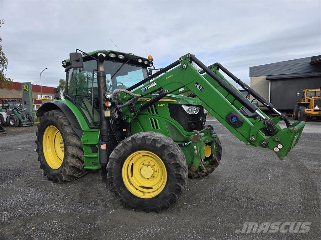 John Deere 6125R トラクター