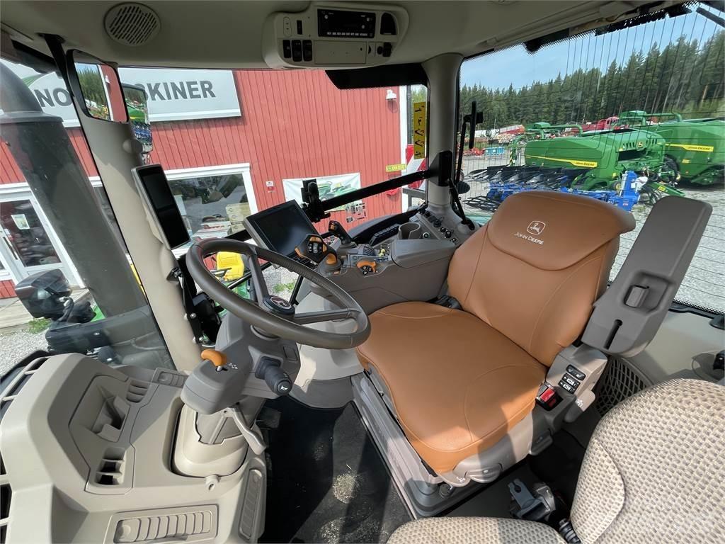 John Deere 6R 215 トラクター