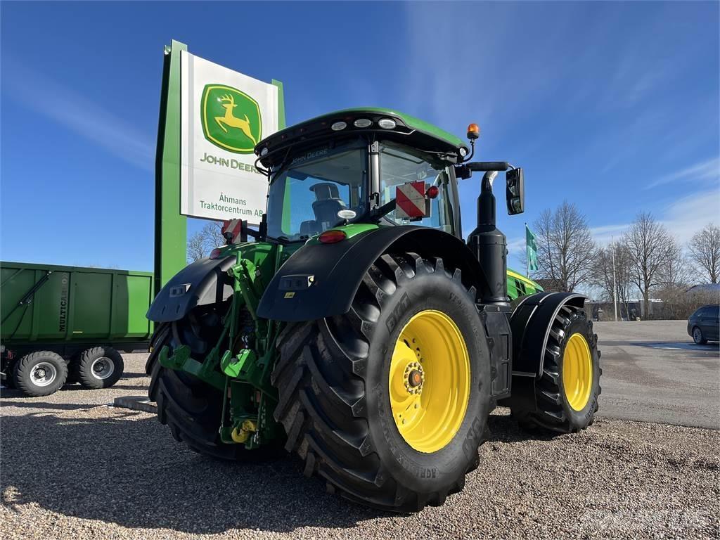 John Deere 8370R トラクター