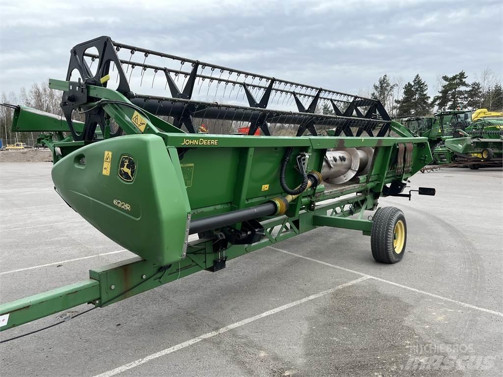 John Deere 9560i WTS コンバイン
