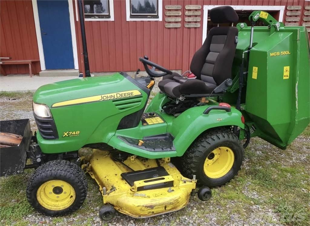 John Deere x748 乗用・自走モア/芝刈り機