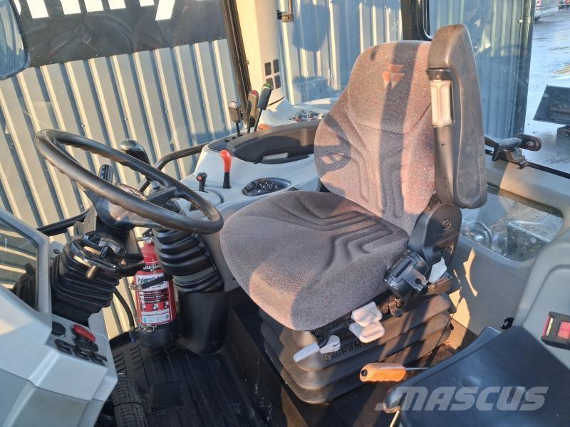 Massey Ferguson 5455 トラクター