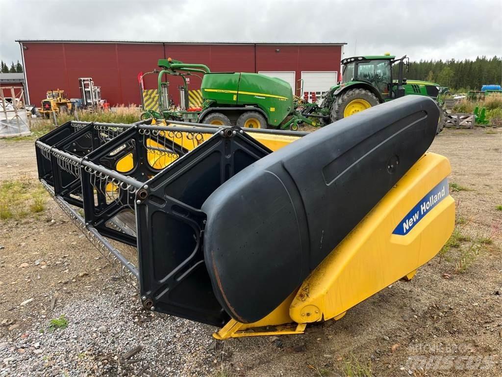New Holland Skärbord 15 コンバイン