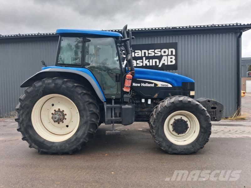 New Holland TM 190 トラクター