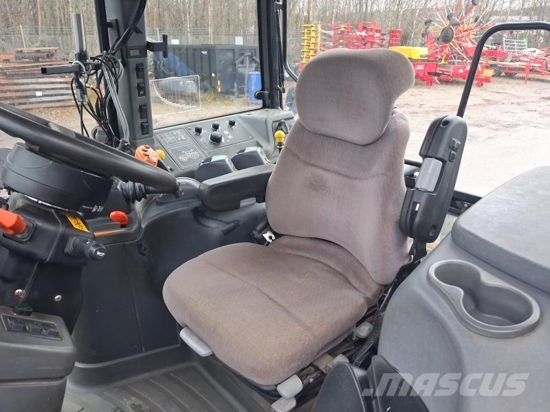 New Holland TM 190 トラクター