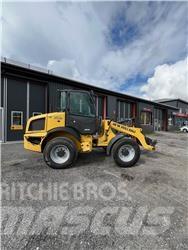 New Holland W70C ホイールローダー・タイヤショベル