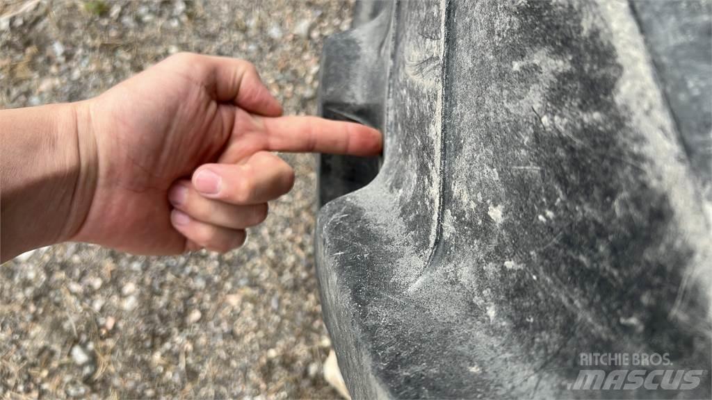 Trelleborg 520/85R42 タイヤ、ホイル、リム