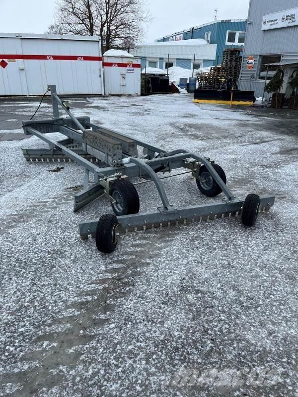 Ysta VÄGSLADD YVL 200 バックホーローダー