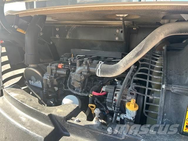 Bobcat E88 中型油圧ショベル 7ｔ-12ｔ（ユンボ・パワーショベル・バックホー）