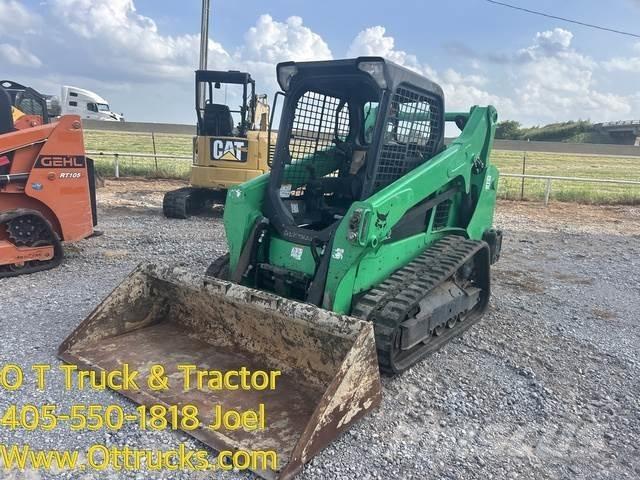 Bobcat T595 スキッドステアローダー