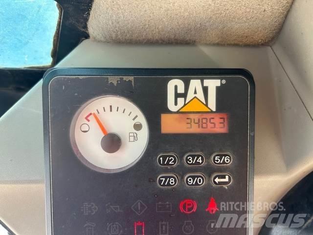 CAT 259D スキッドステアローダー