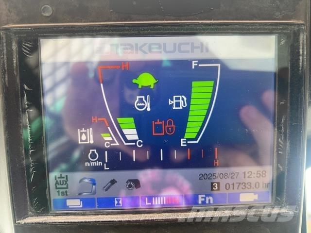 Takeuchi TL6R スキッドステアローダー