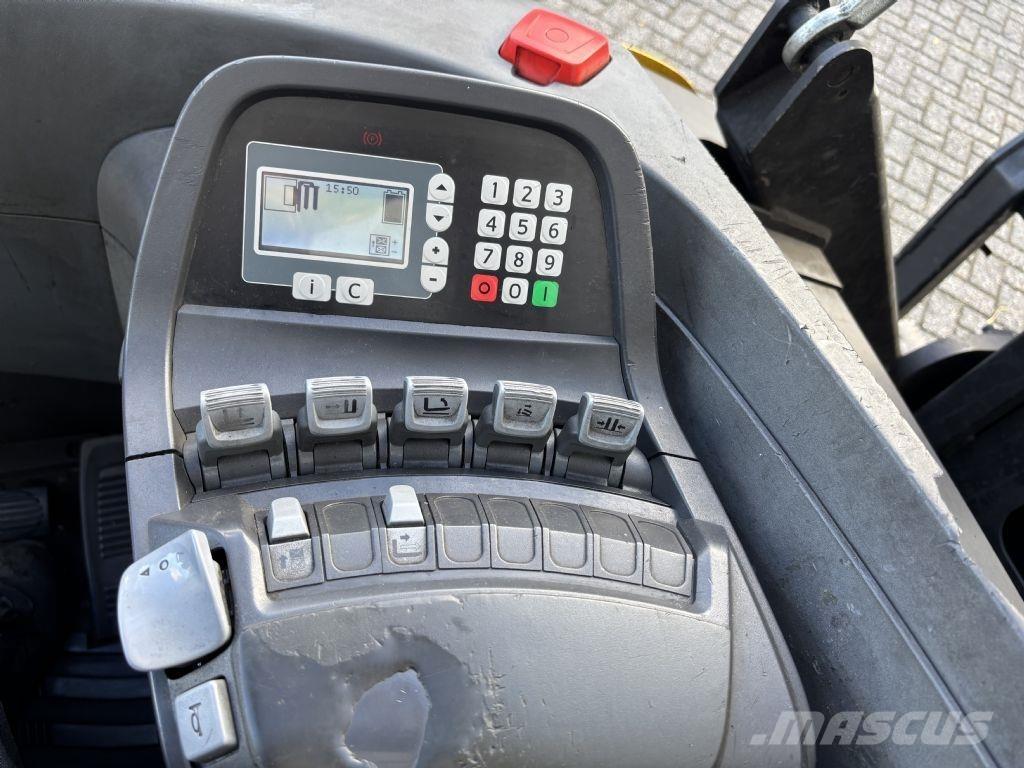 BT VRE150 リーチフォークリフト