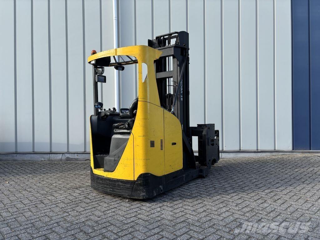 BT VRE150 リーチフォークリフト