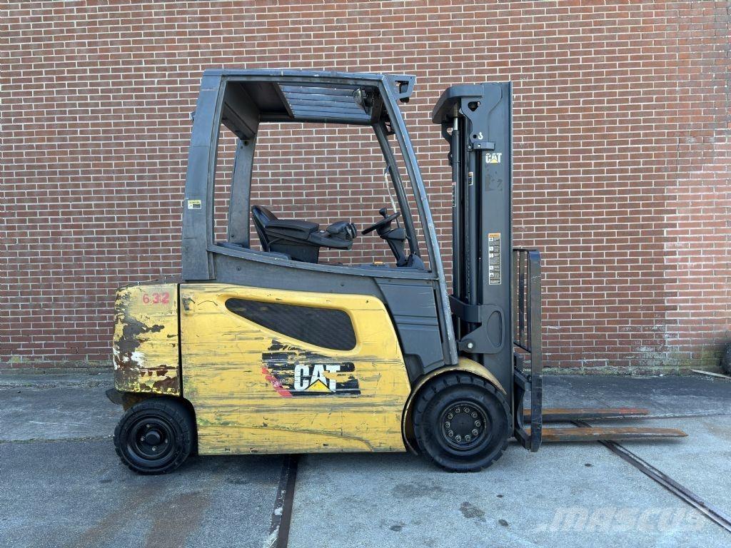 CAT 2EP5000 バッテリーフォークリフト