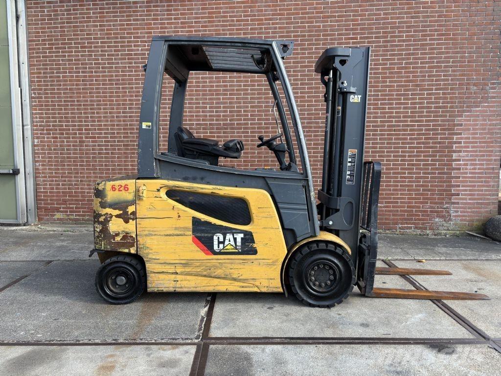 CAT 2EPC5000 バッテリーフォークリフト