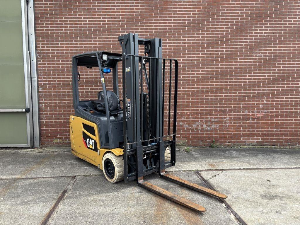 CAT 2ET4000 バッテリーフォークリフト