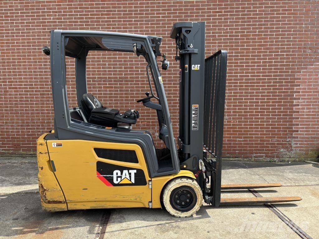 CAT 2ET4000 バッテリーフォークリフト