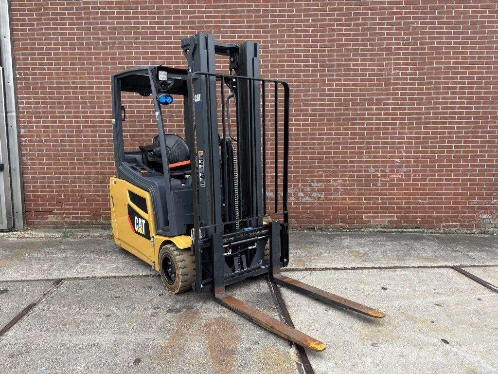 CAT 2ET4000 バッテリーフォークリフト
