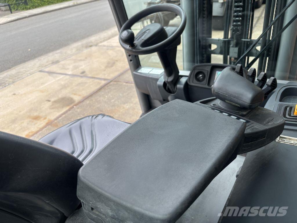 Jungheinrich EFG S30 バッテリーフォークリフト