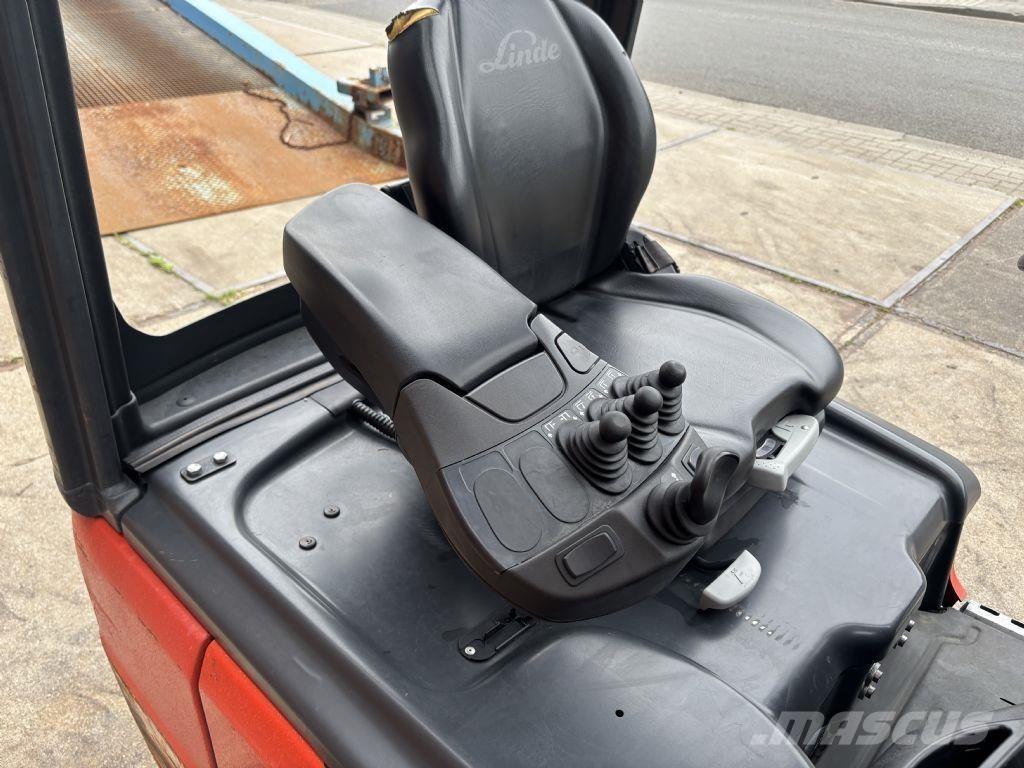 Linde E14-02 バッテリーフォークリフト